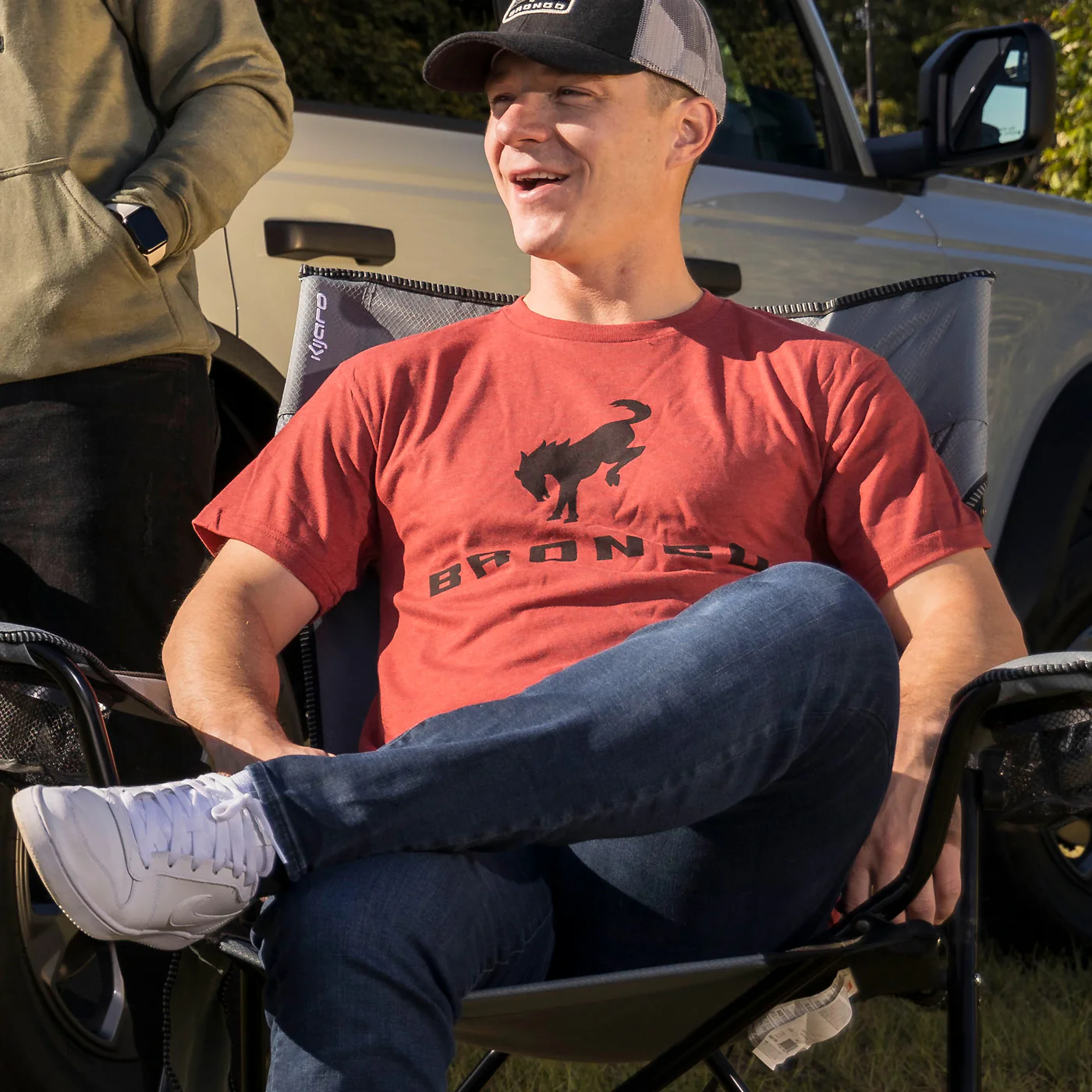 1572-ford-bronco-mens-bucking-bronco-short-sleeve-t-shirt-2.webp Ford Bronco Mens Bucking Bronco Short Sleeve T-Shirt