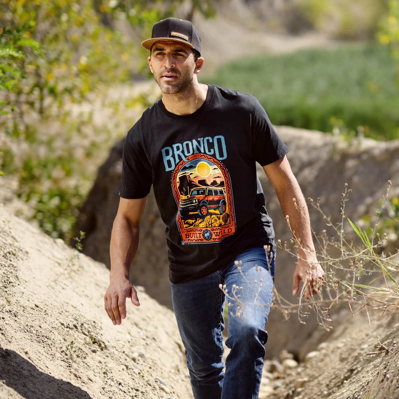 Ford Bronco Built Wild Mens Off Road Desert Adventure T-Shirt