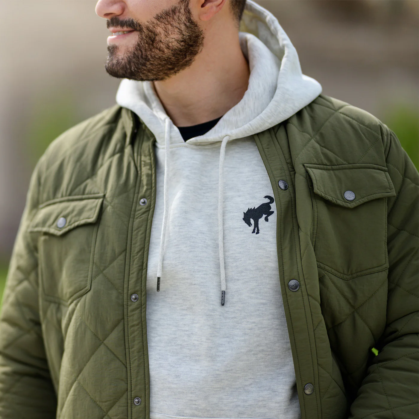 654-ford-bronco-mens-army-green-quilted-insulated-jacket-3.webp Ford Bronco Mens Army Green Quilted Insulated Jacket