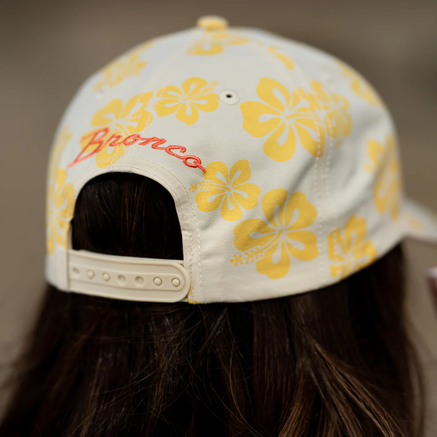 80-ford-bronco-light-yellow-floral-snapback-hat-3.webp Ford Bronco Light Yellow Floral Snapback Hat
